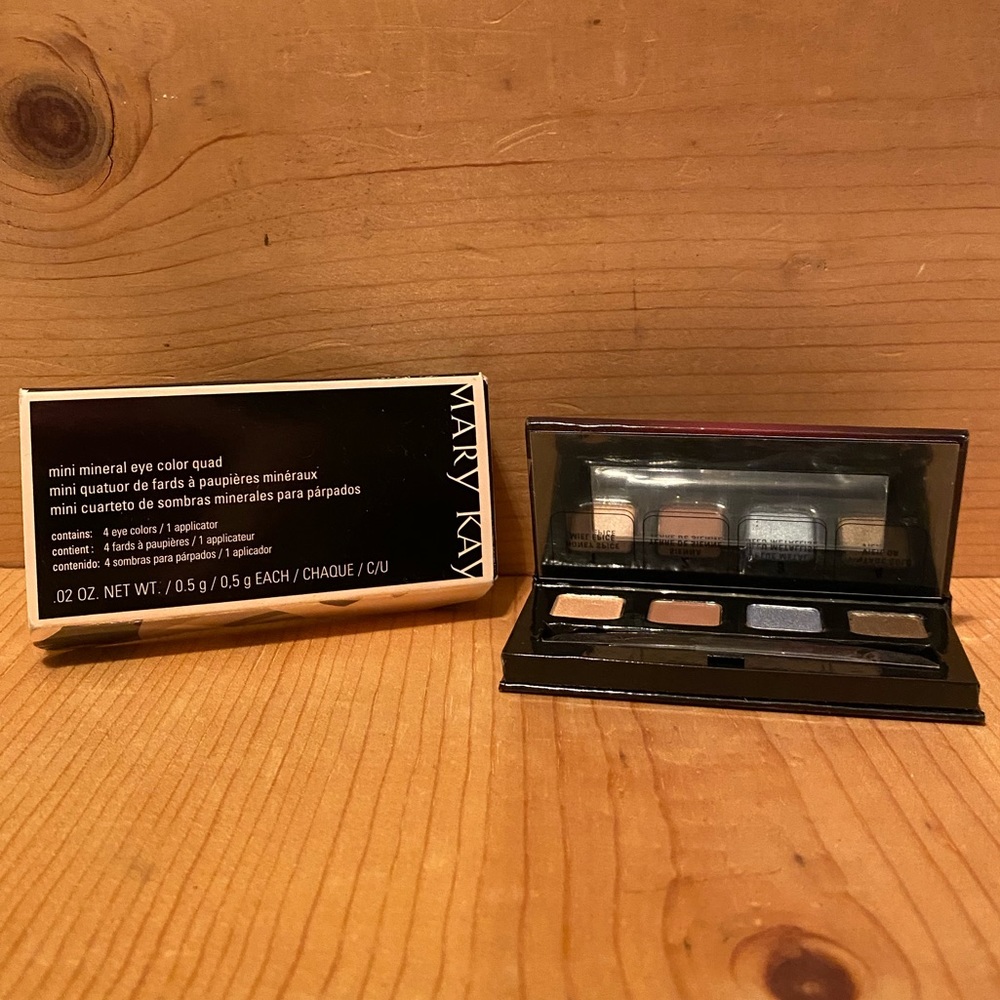 NEW Mary Kay Mineral Eye Color Quad
